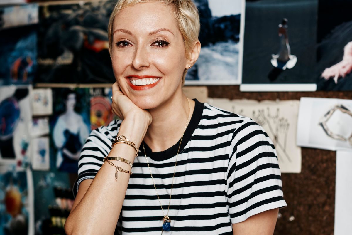 Amanda featured on Women On Topp