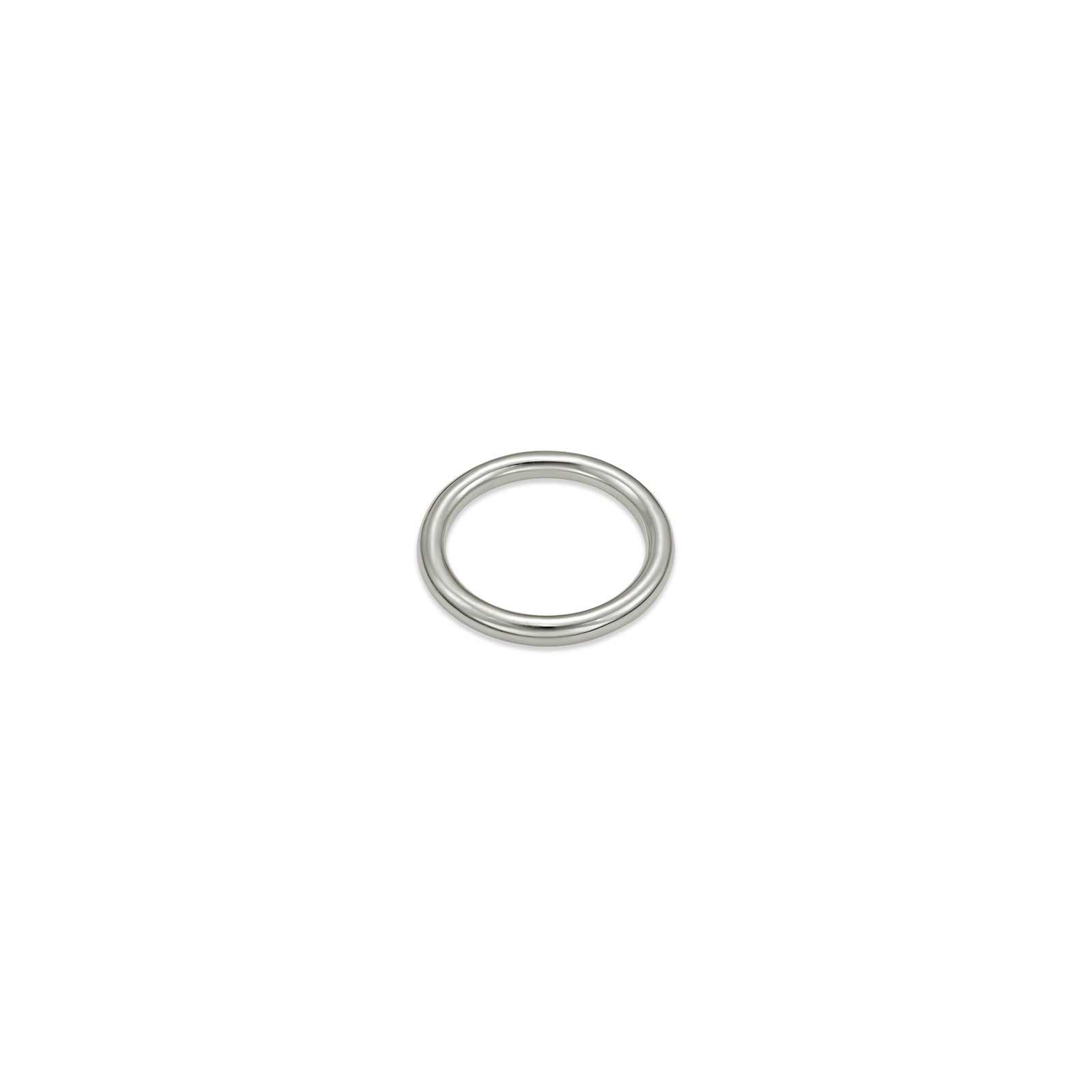 A 14K recycled white gold molten wedding band from AMANDA PEARL sits on a white background.